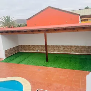  Holiday home Lin House Spain