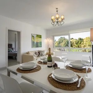 Apartment Front In Puerto Banus Spain